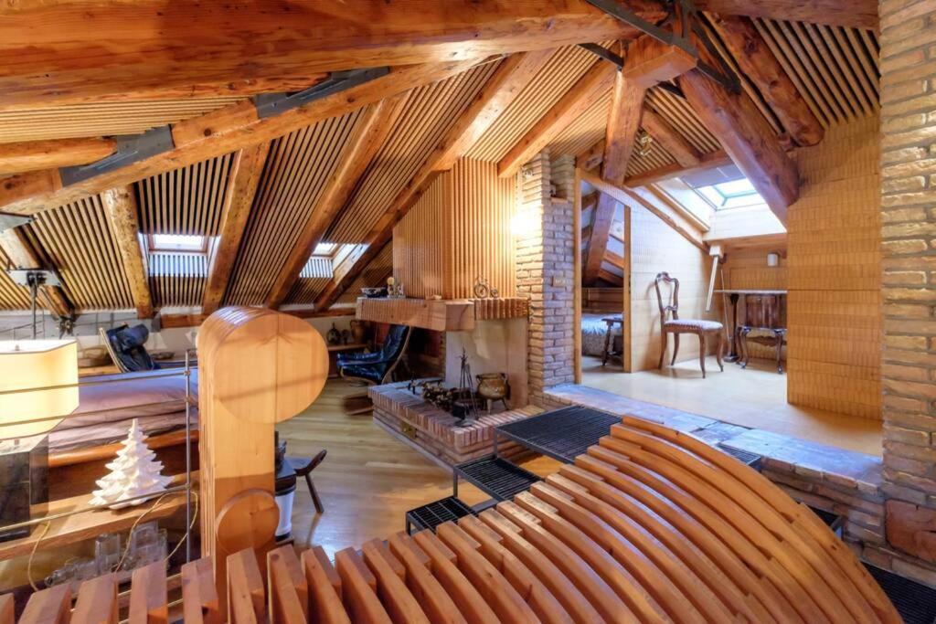 Ferienwohnung 6 Ponterosso - Luxury Attic Triest Exterior foto
