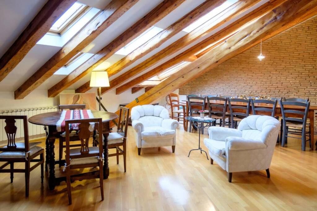 Ferienwohnung 6 Ponterosso - Luxury Attic Triest Exterior foto